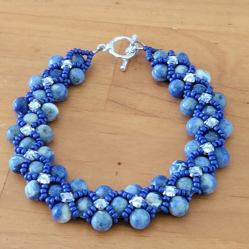 Intricate Blue Stone Seed Bead Bracelet Rhinestone Toggle Woven 21g